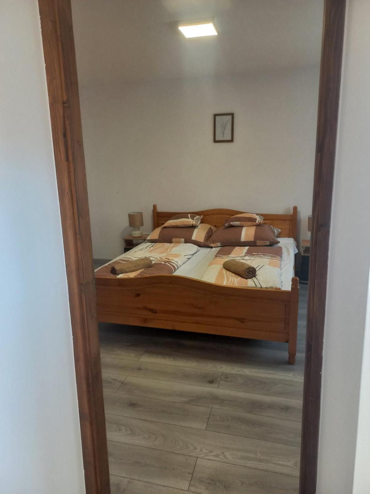 Oázis Apartman Sárospatak Kültér fotó