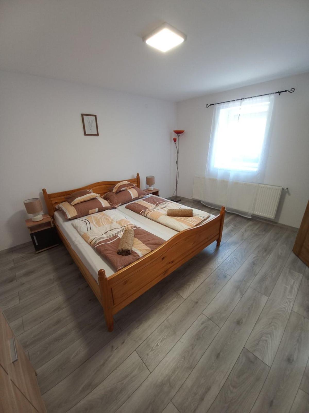 Oázis Apartman Sárospatak Kültér fotó